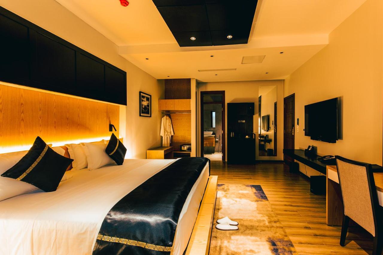 Blackwood Boutique Hotel And Apartments Dar es Salaam Exteriör bild